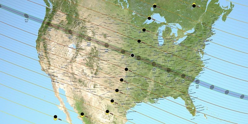 Map of solar eclipse path across USA.